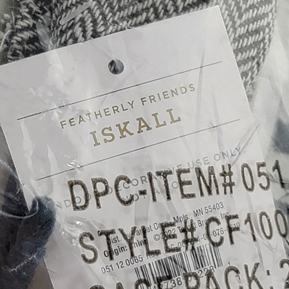 (2) Target Featherly Friends Bird ISKALL - Picture 2 of 11